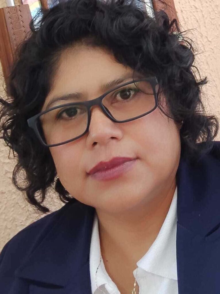 Foto de perfil de un mujer docente de CELS Apaxco
